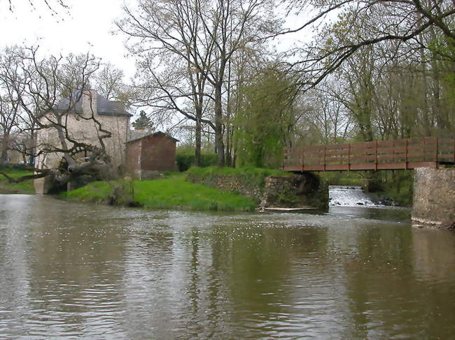 L'ancien moulin de Mouais, sur la Chère - Mouais (44590) - Loire-Atlantique