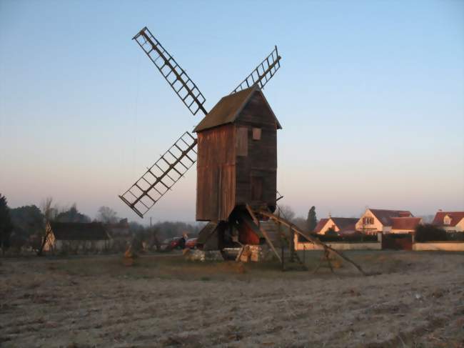 Moulin des Bordes - Crédits: leseigneur demardie/Panoramio/CC by SA