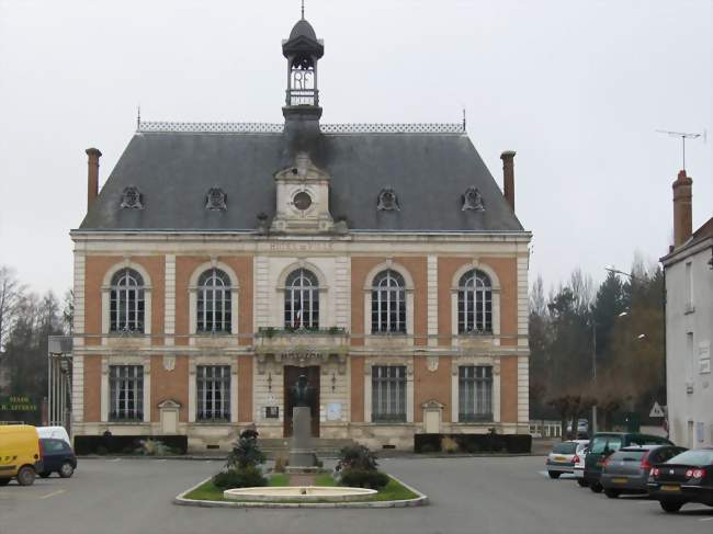 Mairie de Châtillon-Coligny - Châtillon-Coligny (45230) - Loiret