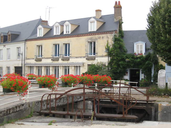 Combleux canal d'Orléans - Combleux (45800) - Loiret