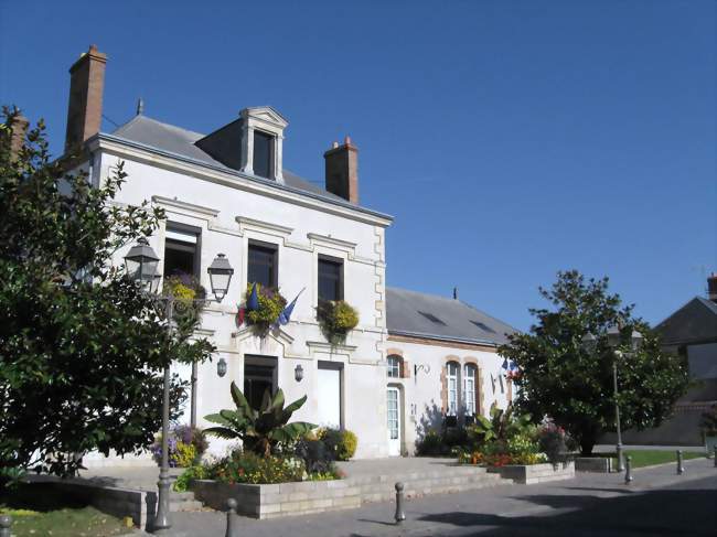 La façade de la mairie de Saint-Denis-en-Val - Saint-Denis-en-Val (45560) - Loiret