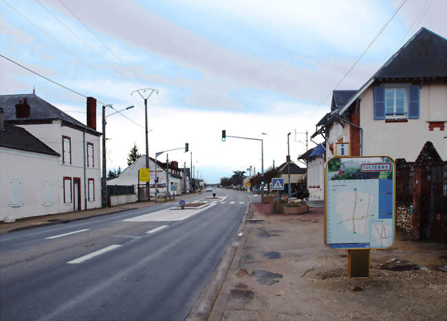 Le quartier de la Commodité sur la route départementale, ancienne RN 7 - Solterre (45700) - Loiret