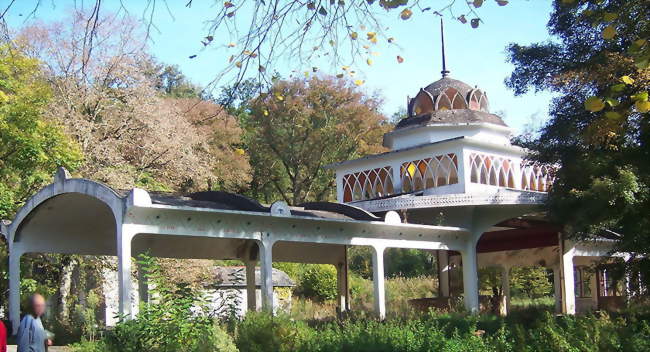 Pavillon des eaux de la source salmière d'Alvignac - Alvignac (46500) - Lot