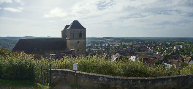 La ville et l'église St-Pierre - Gourdon (46300) - Lot