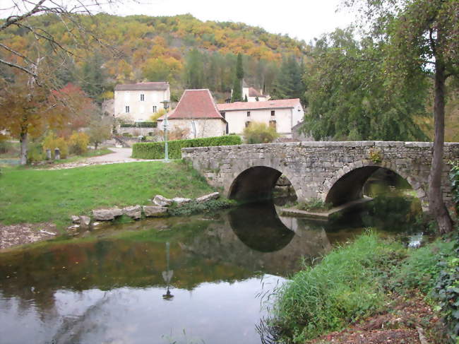 Le vieux pont sur le Vert - Labastide-du-Vert (46150) - Lot
