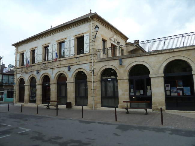 Mairie - Prayssac (46220) - Lot