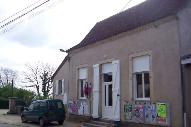 L'hôtel de ville - Sonac (46320) - Lot