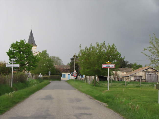 Entrée du village - Ferrensac (47330) - Lot-et-Garonne