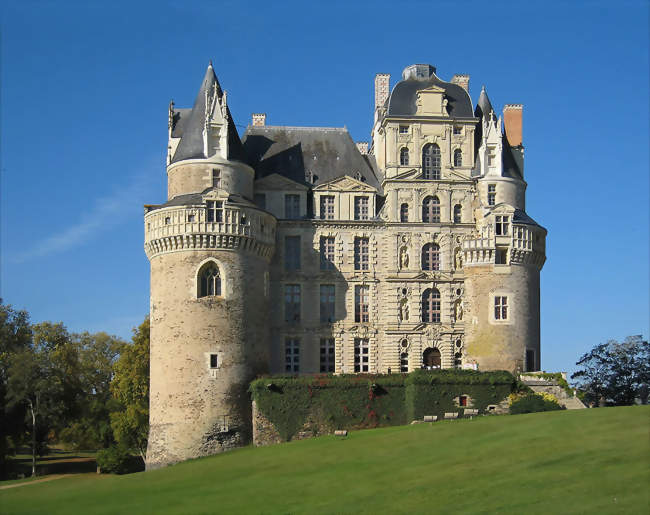 TOUR DE BRISSAC LOIRE AUBANCE
