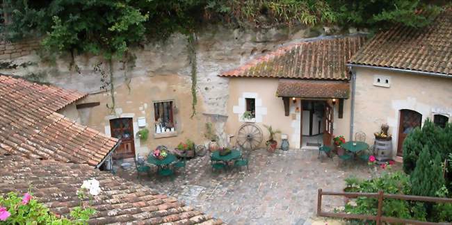 Maisons troglodytiques à Rochemenier - Louresse-Rochemenier (49700) - Maine-et-Loire