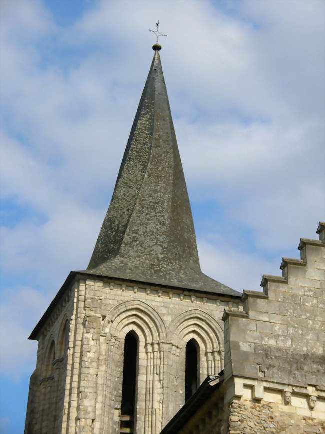 Le clocher de l'église - Mouliherne (49390) - Maine-et-Loire