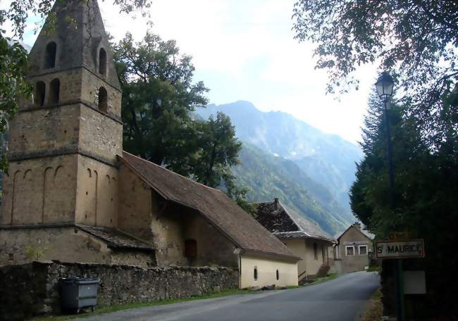 L'entrée du village, côté est - Saint-Maurice-en-Valgodemard (05800) - Hautes-Alpes