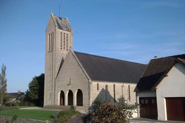Église Notre-Dame datant de la reconstruction - Auxais (50500) - Manche