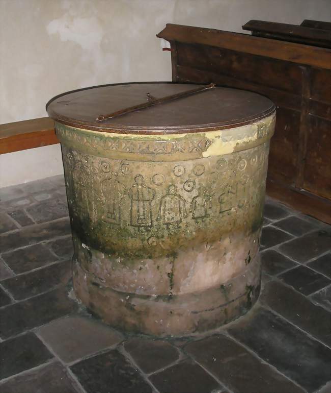 Fonts baptismaux de l'église Sainte-Marguerite - Contrières (50660) - Manche
