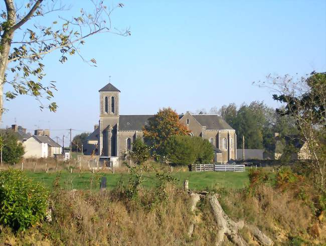 L'église Saint-Pierre - Heussé (50640) - Manche