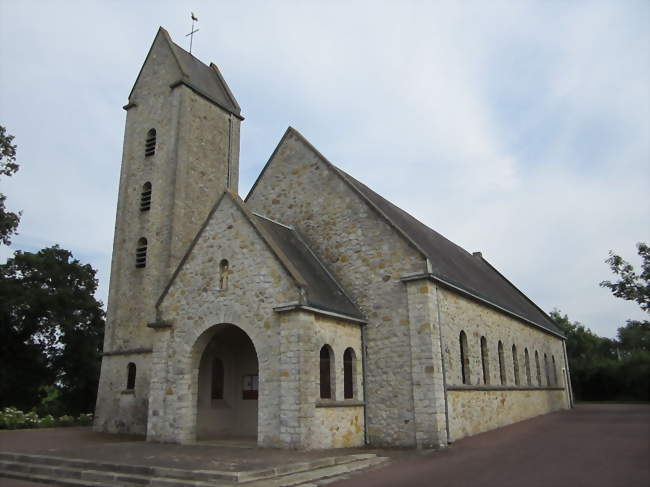 L'église Saint-Pierre - Nay (50190) - Manche