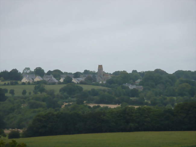 Orval vu depuis l'église de Hyenville - Orval (50660) - Manche