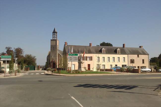 Place de l'église de Saint-Jean-de-Daye - Saint-Jean-de-Daye (50620) - Manche