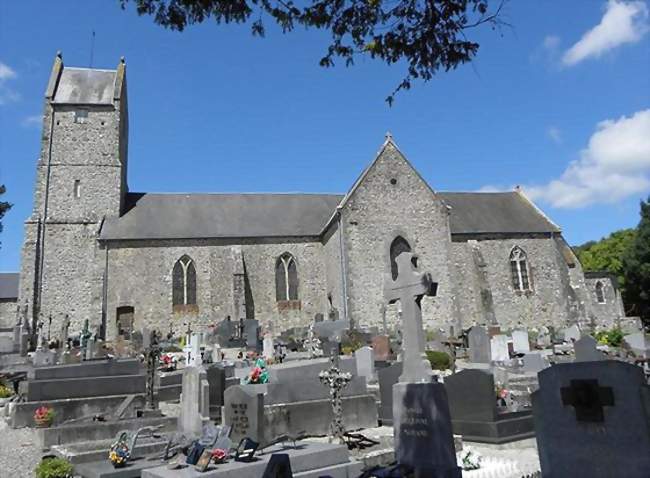 L'église Saint-Martin - Saussey (50200) - Manche