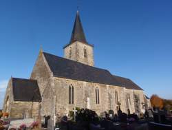 photo Le maître-Autel de l'église de Saint-Martin-de-Bonfossé