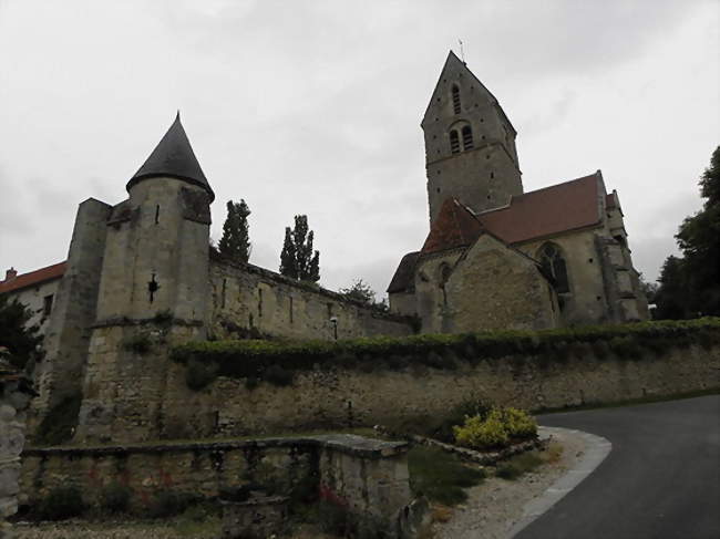 Le chevet de l'église Notre-Dame - Arcis-le-Ponsart (51170) - Marne