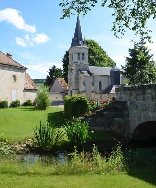 L'église et la Livre - Fontaine-sur-Ay (51160) - Marne