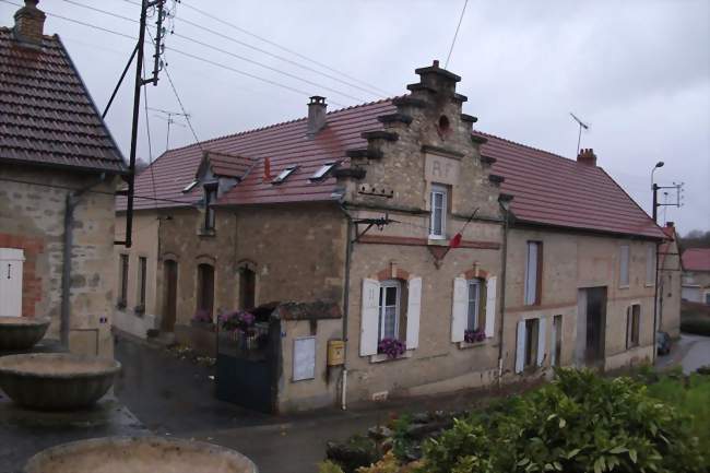 la mairie - Hourges (51140) - Marne