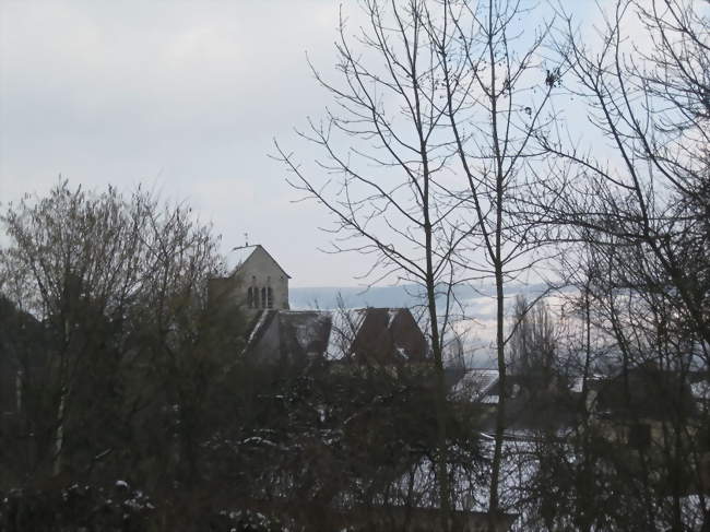 Vauciennes et son église, vue depuis les hauteurs - Vauciennes (51480) - Marne