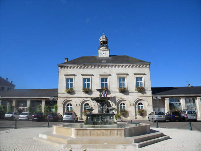 La mairie - Nogent (52800) - Haute-Marne