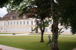 photo ABBAYE AUBERIVE : THEATRE ... FABLES !