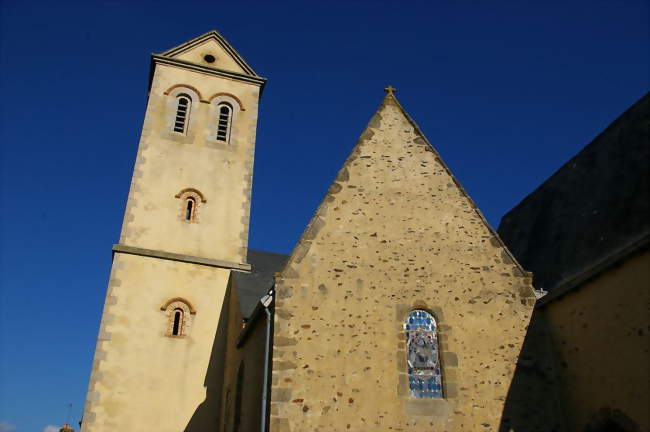 L'église Saint-Vigor - Neau (53150) - Mayenne