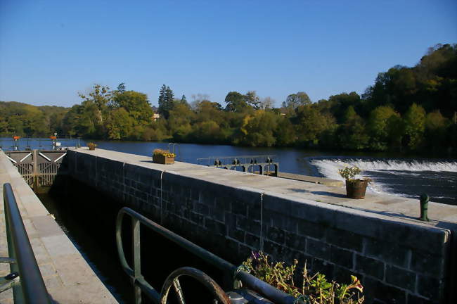 Les bords de la Mayenne - Origné (53360) - Mayenne