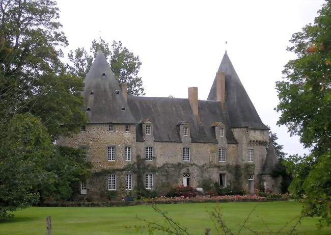 Le château du Bois du Maine - Rennes-en-Grenouilles (53110) - Mayenne