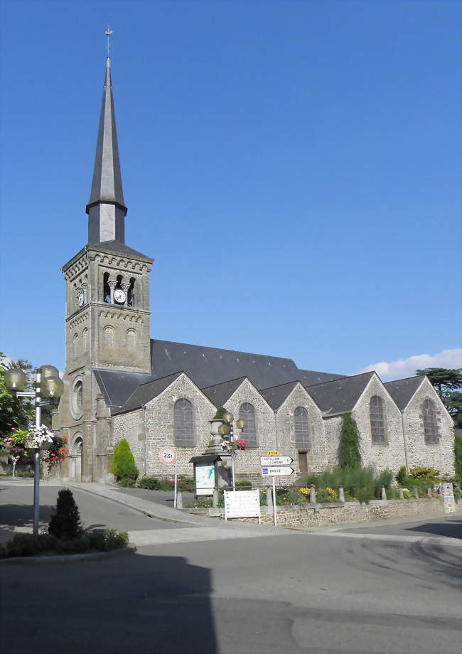 L'église paroissiale - Saint-Denis-de-Gastines (53430) - Mayenne