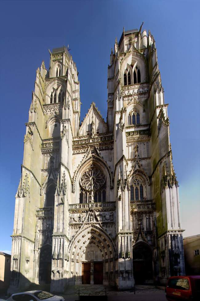 Façade de basilique de Saint-Nicolas-de-Port - Saint-Nicolas-de-Port (54210) - Meurthe-et-Moselle
