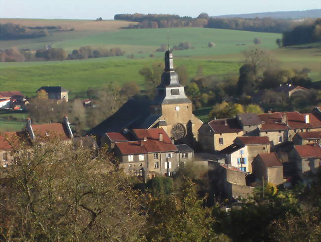 Le quartier de léglise Saint-Nicolas - Marville (55600) - Meuse