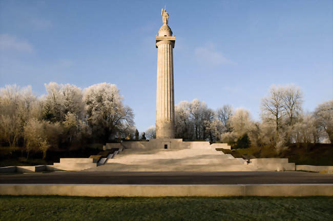 Le monument américain sur la butte de Montfaucon - Montfaucon-d'Argonne (55270) - Meuse