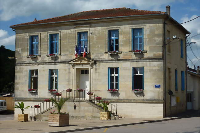 La mairie de Naives-Rosières - Naives-Rosières (55000) - Meuse