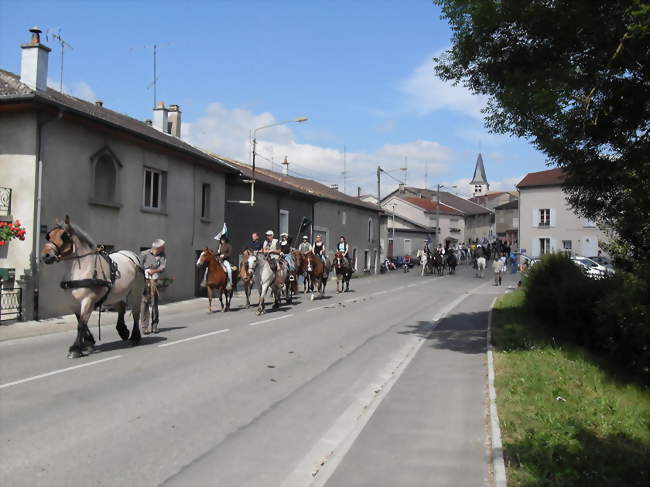 Jour de fête - Pagny-sur-Meuse (55190) - Meuse