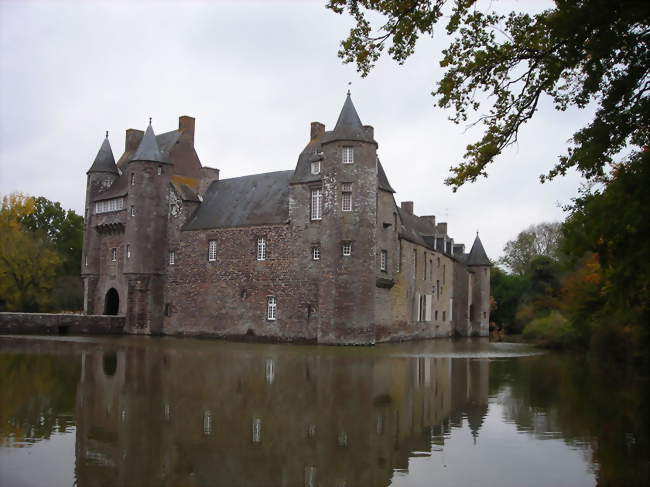 Exposition extérieure : Campénéac croqué