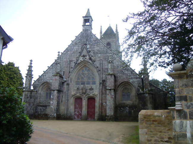 Façade ouest de l'église Saint-Pierre-et-Saint-Paul - Langonnet (56630) - Morbihan