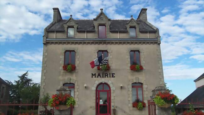 La mairie - Loyat (56800) - Morbihan