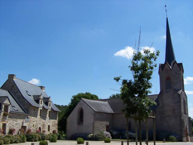 Clocher de Saint-Laurent sur Oust