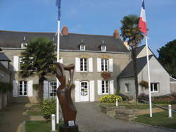 photo Agent / Agente des services hospitaliers