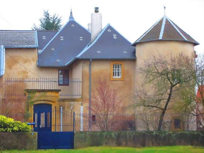 Le château - Courcelles-sur-Nied (57530) - Moselle