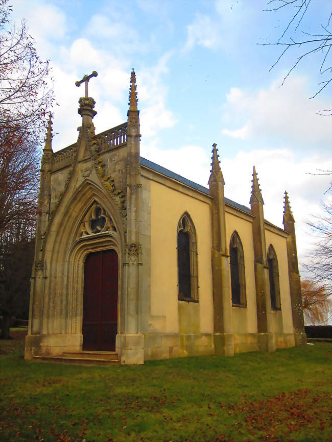 Chapelle au cimetière militaire - Riche (57340) - Moselle