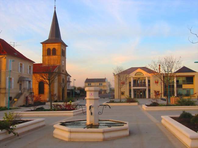 La place de la mairie - Trémery (57300) - Moselle