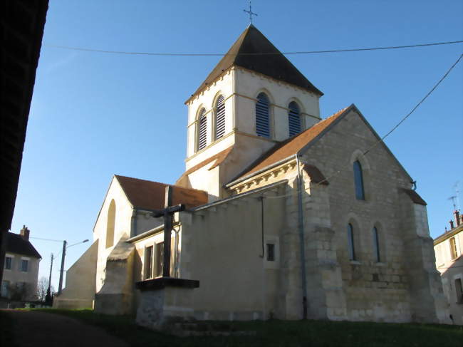 L'église Saint-Martin - Chevenon (58160) - Nièvre