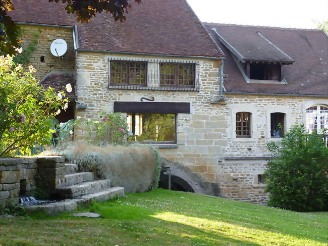 Moulin de Chivres à Courcelles - Courcelles (58210) - Nièvre