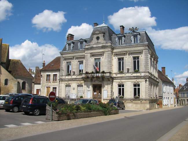 Mairie d'Entrains-sur-Nohain - Entrains-sur-Nohain (58410) - Nièvre